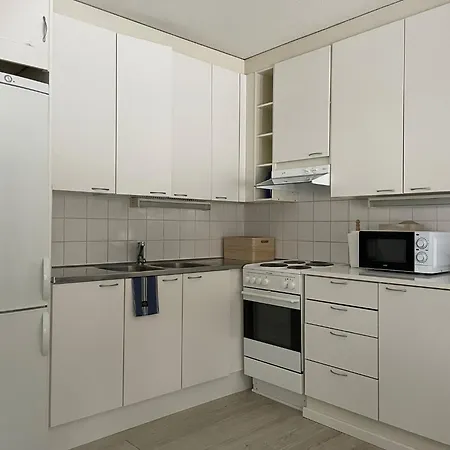 Rauhallinen Rivitalon Paeaety