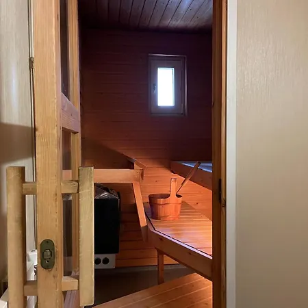 Rauhallinen Rivitalon Paeaety