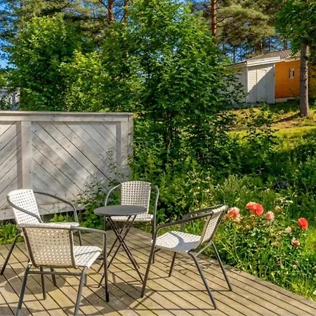 Rauhallinen Rivitalon Paeaety Apartmán