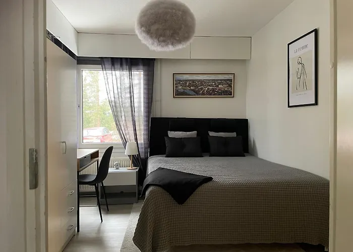 Rauhallinen Rivitalon Pääty Huoneisto Porvoo